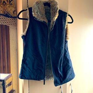 NORDSTROM COMPLETELY REVERSIBLE VEST